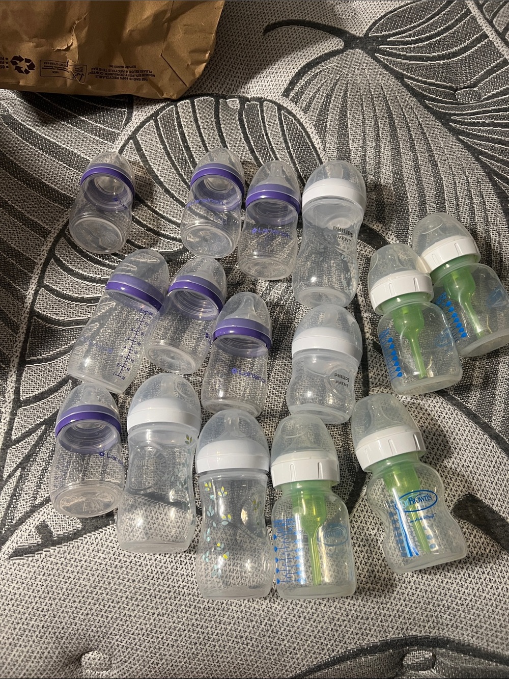 15 plastic  Clear Baby Feeding Bottles with White and Purple Caps - Multipack